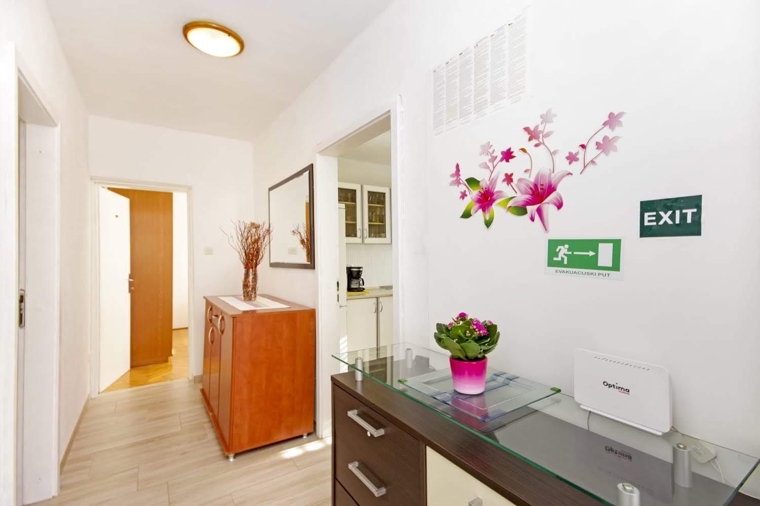 Apartman Makarska Bagian luar foto